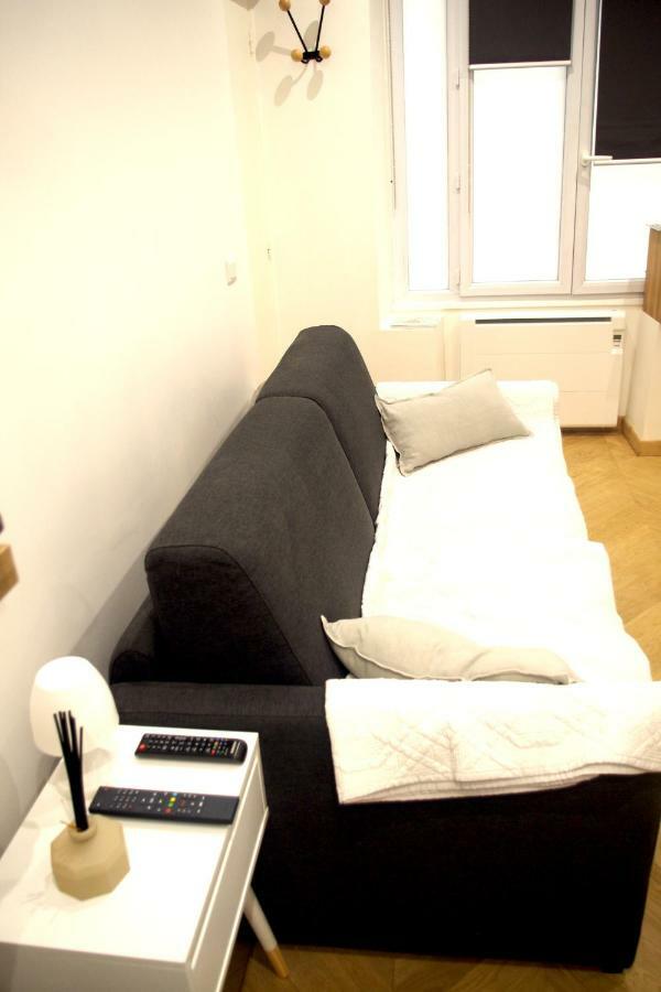 Le Poissonniere Paris